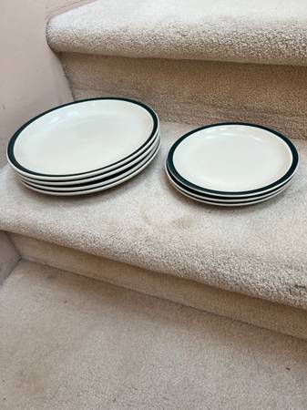 Dinnerware set, Bowls, Side Plates, Dinner Plates 1