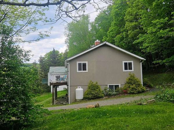 $425,000 / 6br - 1920ft2 - Unique opportunity to own a duplex (Mt Snow area)63654666792065123
