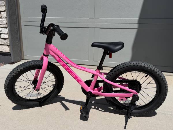 Trek Precaliber 16'' Kids Bike - Excellent Condition!! 1