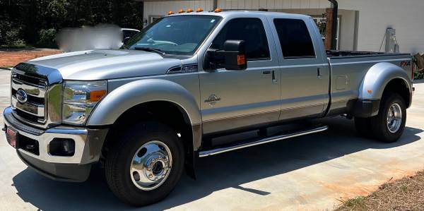 2016 Ford F350 ULTIMATE Tow/Haul Rig. Un solo dueño. Paquete Lariat Ultimate - $51,000 (Hartwell, GA)63620249735425123