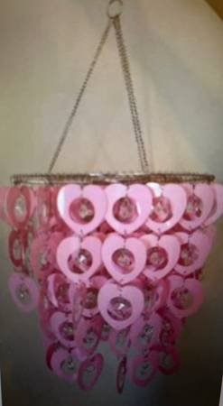 Pink Jeweled Heart Chandelier Decoration 1
