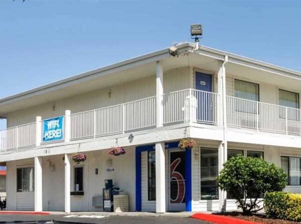 $450 / 1br - NEW FLAT RATE - Reduced Weekly Package - South Sacramento (Sacramento South)64043666050305123