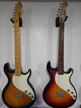 Line 6 Variax 300 and 600 Electric Guitars 1