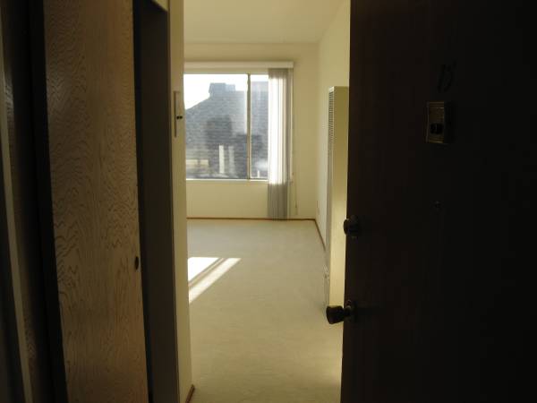 $2,200 / 1br - Top Floor. Nr. Campus, Downtown, BART (berkeley north / hills)63870647991553121