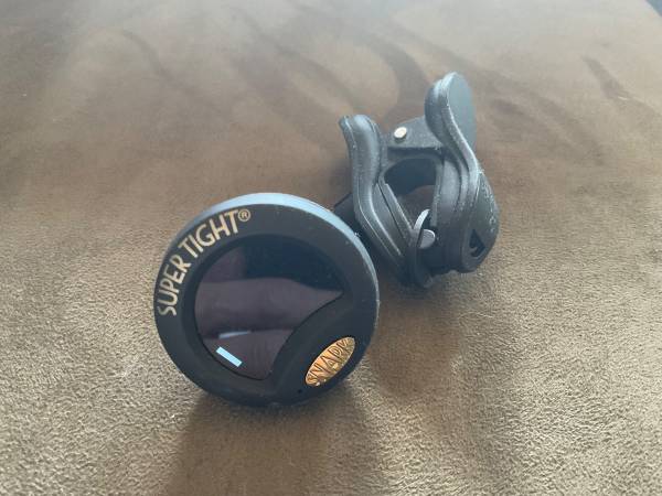 Snark Super Tight Instrument Tuner 1