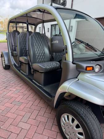 2012 GEM e6 - $10,400 (Safety Harbor)63470239987841124