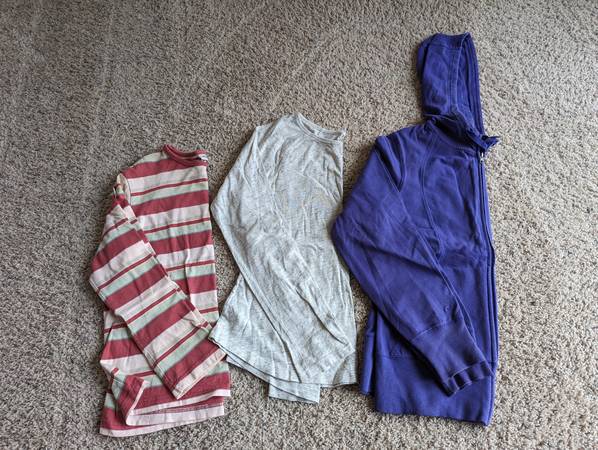 Misses shirts and zip up hoodie - size Medium 1