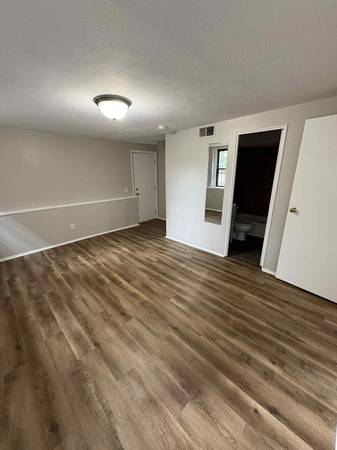 $1,299 / 1br - ✨🏡 Shadyside de 1 habitación | Renovado | ¡Encanto histórico encuentra estilo moderno! ✨ (Pittsburgh)64013532939778122