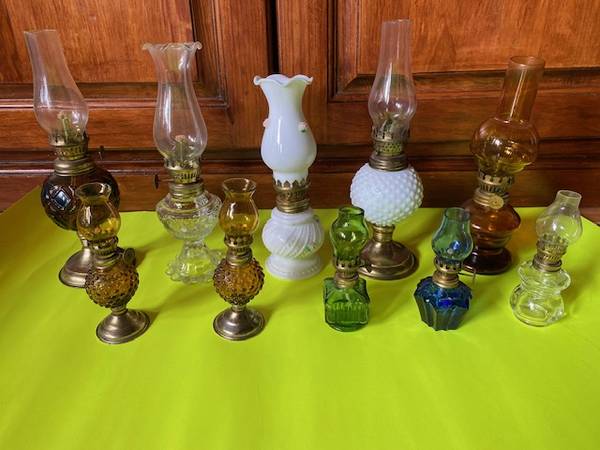 Miniature Vintage Oil Lamps 1