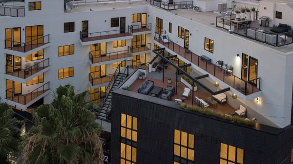 $2,704 / 475ft2 - Studio in Silver Lake | Clubhouse | Pet-Friendly | Virtual Tour | Pool (Silver Lake / East Hollywood Adj)63701185872259120