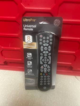 UltraPro Universal Remote 1
