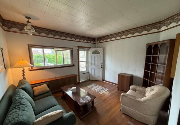 $1100.00 / 3br - 989ft2 - 3 bedroomm house for rent63977127284098122