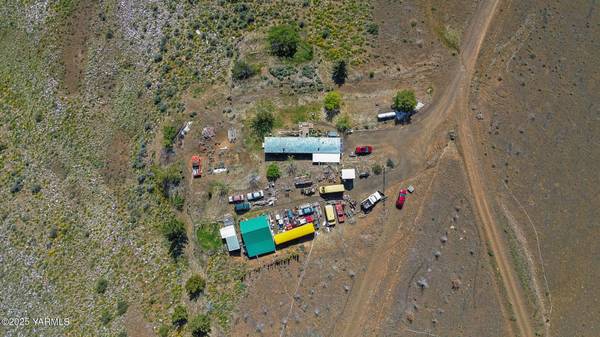 $150,000 / 2br - 840ft2 - 100% OFF GRID LIVING! (Yakima)64319760103427120