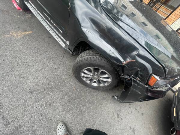 JEEP GRAND CHEROKEE 2014 - $3,400 (Brooklyn)63654714011139120