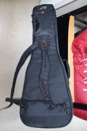 Gator Pro-Go Ultimate Gig Bag G-PG CLASSIC - $100 (Sudbury)63470650312577122