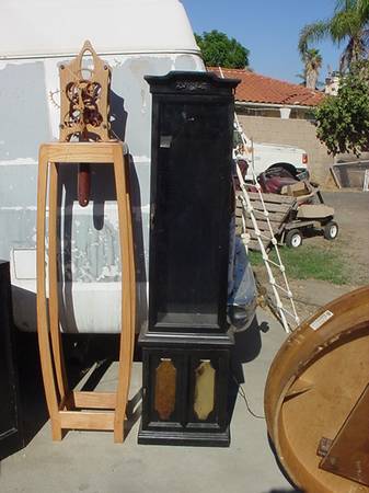 display cabinet 1