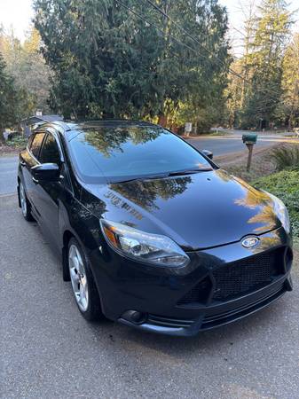 2013 Ford Focus ST3 - $11,50063617194850433121