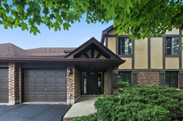 $1,900 / 2br - 1056ft2 - 2 bedroom, 1 bathroom for rent in WHEATON64041647751811120