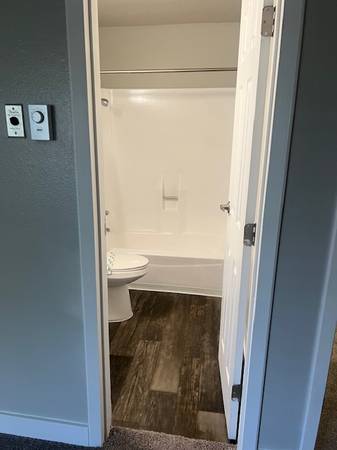 $1,096 / 2br - 847ft2 - Live Life Fully here @Hampton Park 2x1 $1096 (Tucson AZ)63674775425539123