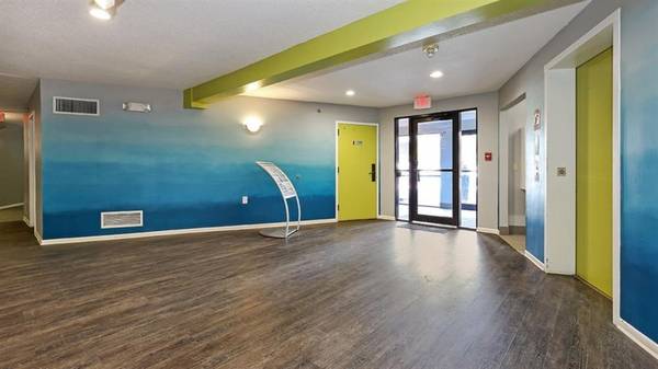 $1,316 / 1br - 786ft2 - Persianas para Ventanas, Instalación de Lavandería, Acceso Controlado (12501 Portland Ave, Burnsville, MN)63868697199747122