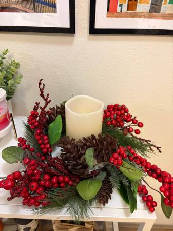 Christmas Decorations (Moving Out Sale) 1