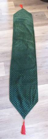 Green & Red Christmas 70"x13" Reversible Velvet Holiday Table Runner 1