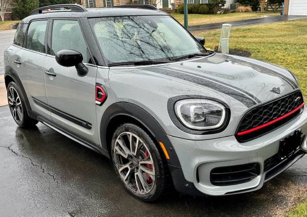 2023 MINI JCW Countryman - $39,000 (Bristow)63616381101441123