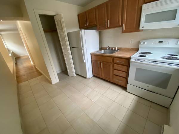 $1,950 / 999ft2 - Studio 1 Bath on Armington Street for Jan 1st 2026 Move in $1950/month (Allston)63690755290113120