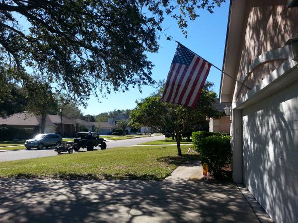 $650 / 5br - 420ft2 - ☀ 5 miNs fRoM BeACh LiViN w/ fUn p33ps! ☀ (ALL UTIL INCL) (EAST JAX/ICW/QUEEN'S HARBOUR AREA)63377681037697122