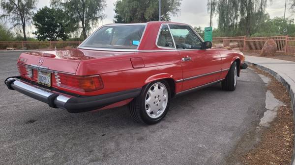 1988 Mercedes 560SL - $20,60063489167655043123
