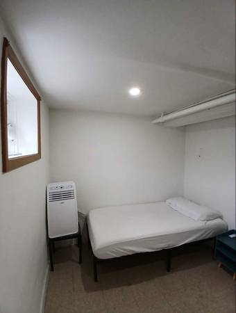 Habitación en alquiler por $850 (Maspeth)64033632943233120