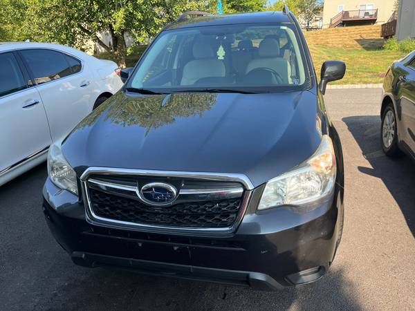 2014 SUBARU FORESTER PREMIUM. 132K MILES. 4WD. 4CYLNDR. PANORAMIC ROOF - $5,500 (Yonkers)63441314667267121