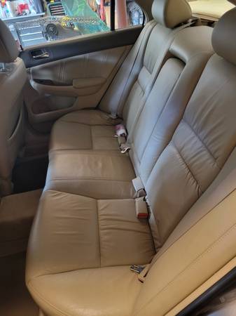 2007 Honda Accord V6 - $3,00063620777495043124