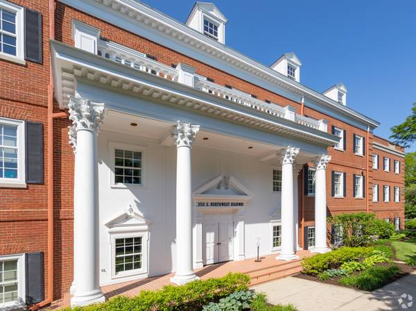 $514 Work Smarter: Office Space at 50% OFF – Tour Today! (Park Ridge)63202963810819124