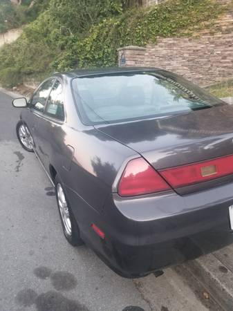2001 Honda Accord - $3,950 (belmont)63613298552323123