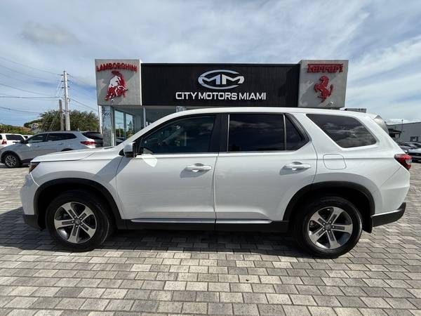 2025 Honda Pilot AWD SUV EXL - $27,999 (City Motor Miami LLC)63443253667587123