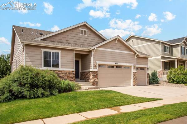 $560,000 / 5br - 2975ft2 - Mountain View Main Level Ranch Discovery Canyon (Colorado Springs)63686763770627120