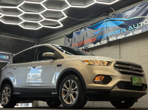 2017 Ford Escape - Título Limpio, Bien Mantenido! - $6,999 (Advanced Premier Auto LLC)63618411377411120