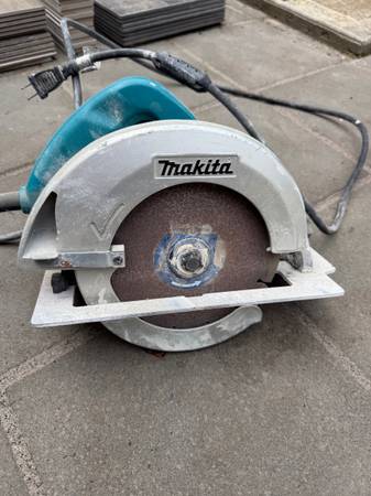 Makita Circular saw 1