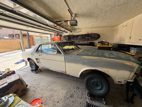 1967 ford mustang V8 Coupe - $4,500 (Pacific beach)63470053487363123
