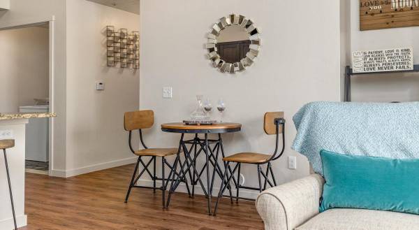 $1,875 / 3br - 1301ft2 - High Point en Overland, una de las mejores comunidades en Meridian (Meridian)63794945535747123