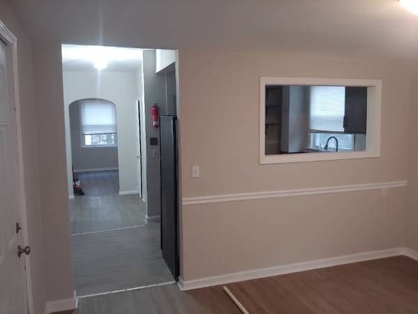 $2100.00 / 3br - Newly Renovated 3 Bedroom 1.5 Bath Multi-level Apartment63762871466497122