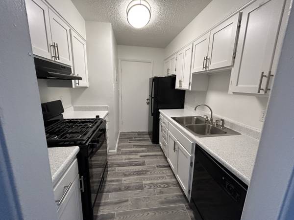 Albuquerque Elevate Your Lifestyle At - Room for Rent