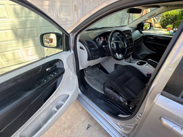 2015 dodge grand caravan - $8,000 (Red bluff)63617754787201124
