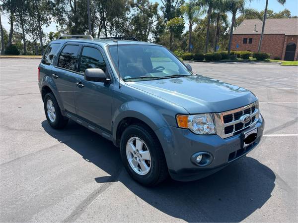 Como nuevo, pocos kilómetros, Ford Escape XLT 2012!!! - $9,000 (La Jolla)63440818117377122