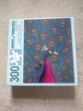 SEALED 300 pc PEACOCK 🦚 PUZZLE 🧩 1