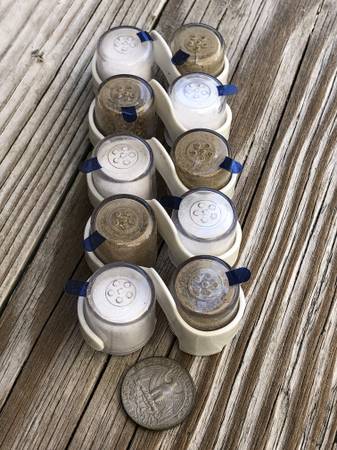 Mini salt & pepper camping picnic 1