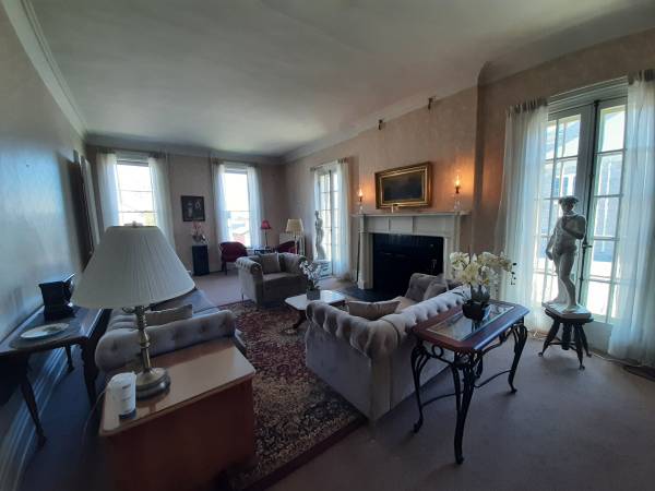 $625 / 1br - 3800ft2 - Habitación en alquiler, compartir casa (Lowville)63935322610306123