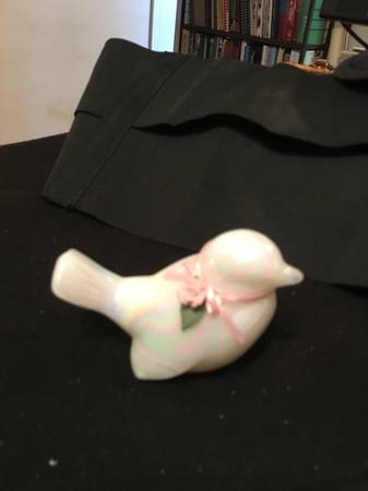 Fenton Bird Figurine 1