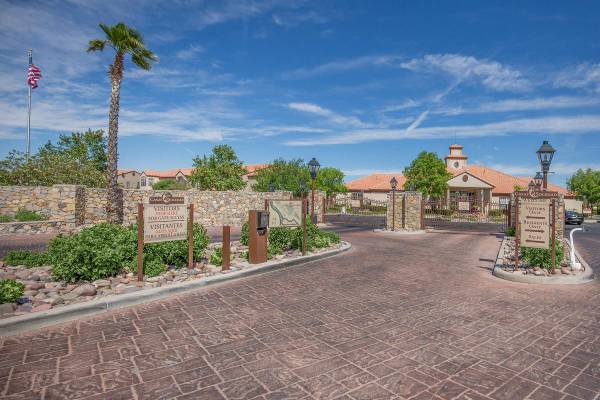 $1,383 / 1br - 913ft2 - Move-in Special! - Casas de Soledad - $1,383 - (10 Months) (Las Cruces)63948355148418121